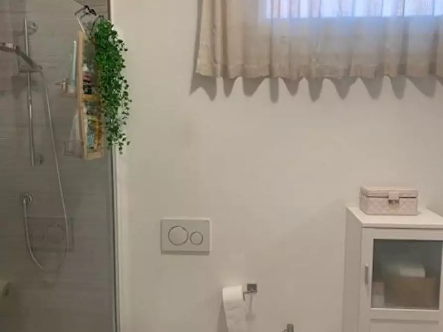 Immagine 21 di Villetta a schiera in vendita  a Massa E Cozzile