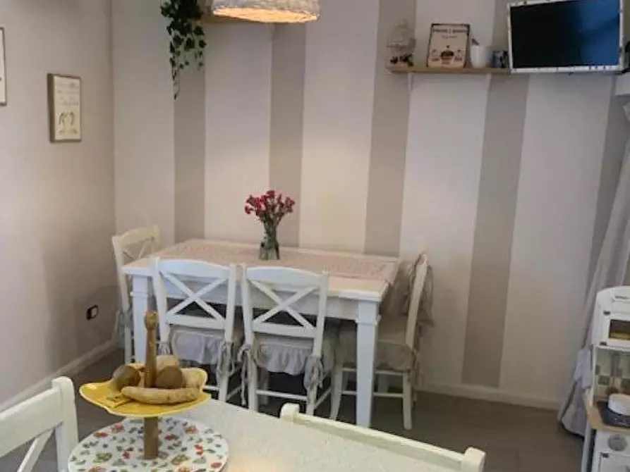 Immagine 16 di Villetta a schiera in vendita  a Massa E Cozzile