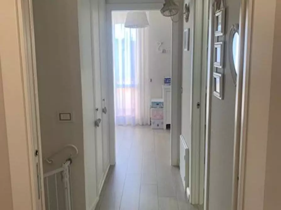 Immagine 27 di Villetta a schiera in vendita  a Massa E Cozzile