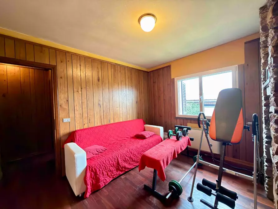 Immagine 16 di Villa in vendita  a Capannori