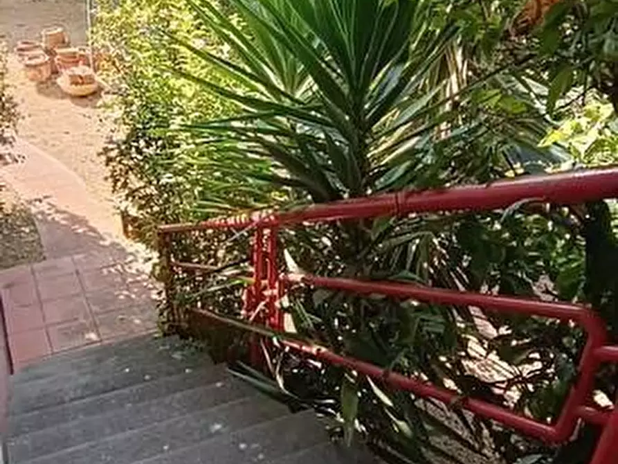 Immagine 30 di Porzione di casa in vendita  a Carrara