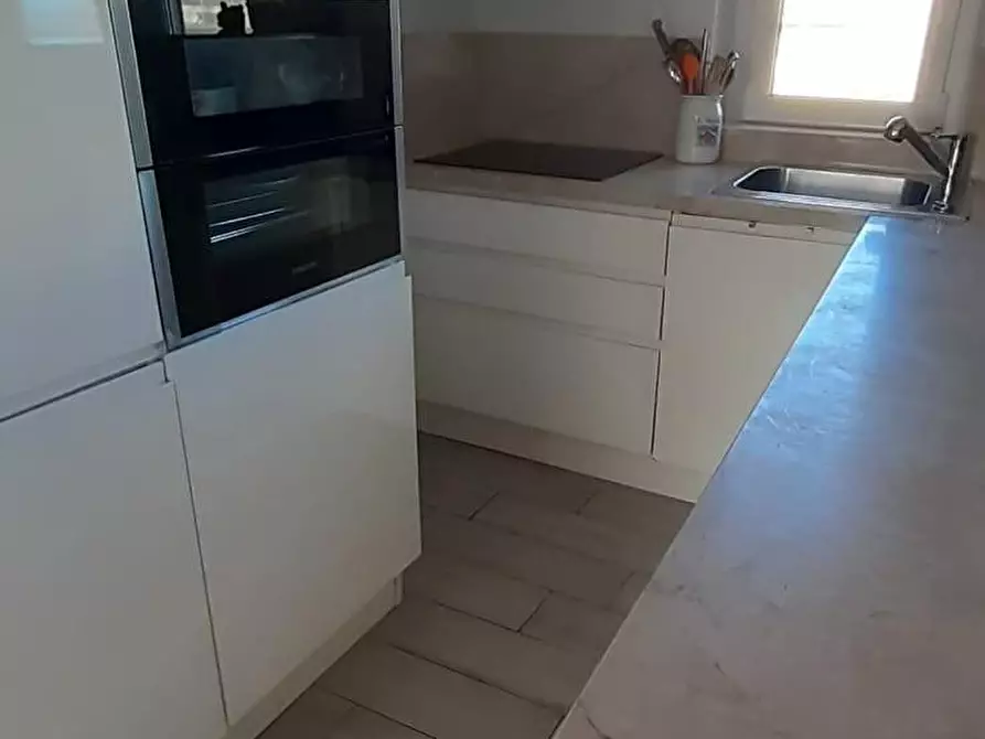 Immagine 10 di Terratetto in vendita  a Carrara