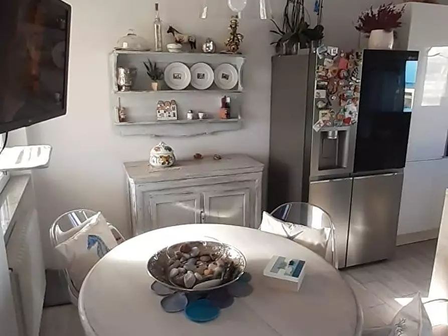 Immagine 2 di Terratetto in vendita  a Carrara