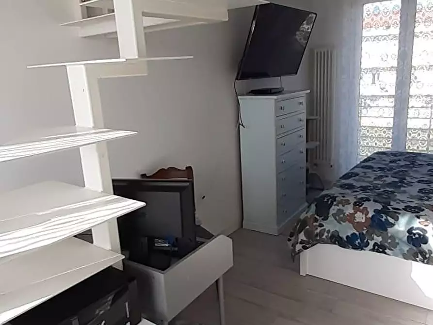 Immagine 14 di Terratetto in vendita  a Carrara