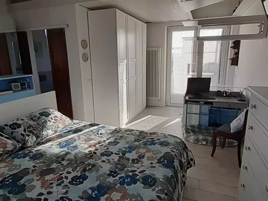 Immagine 20 di Terratetto in vendita  a Carrara