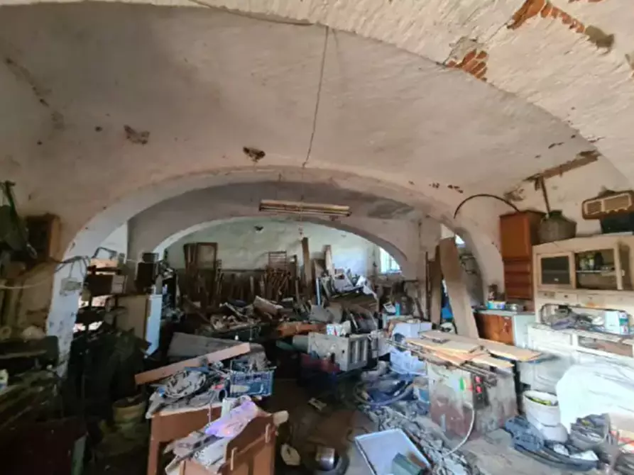 Immagine 19 di Casa colonica in vendita  a Ciriè