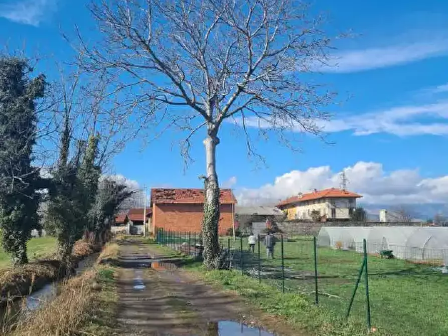 Immagine 1 di Casa colonica in vendita  a Ciriè