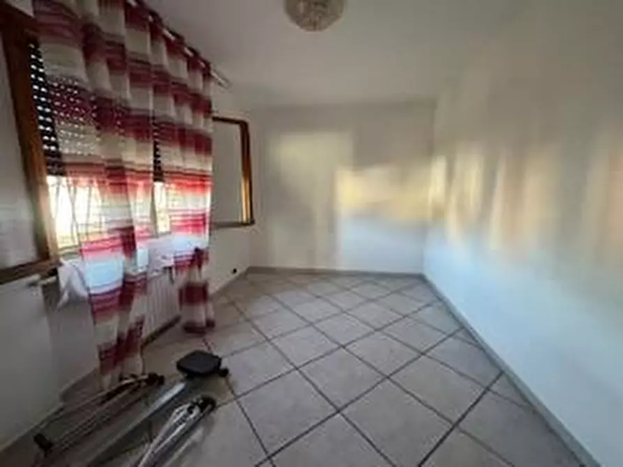 Immagine 10 di Casa bifamiliare in vendita  a San Giuliano Terme