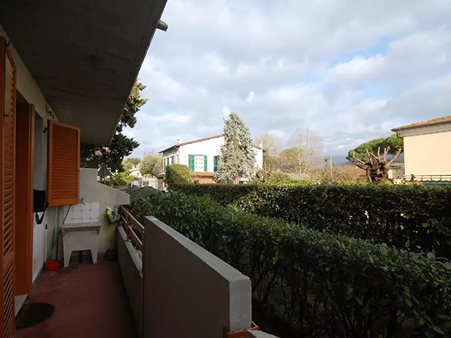 Immagine 20 di Villetta a schiera in vendita  a Massa