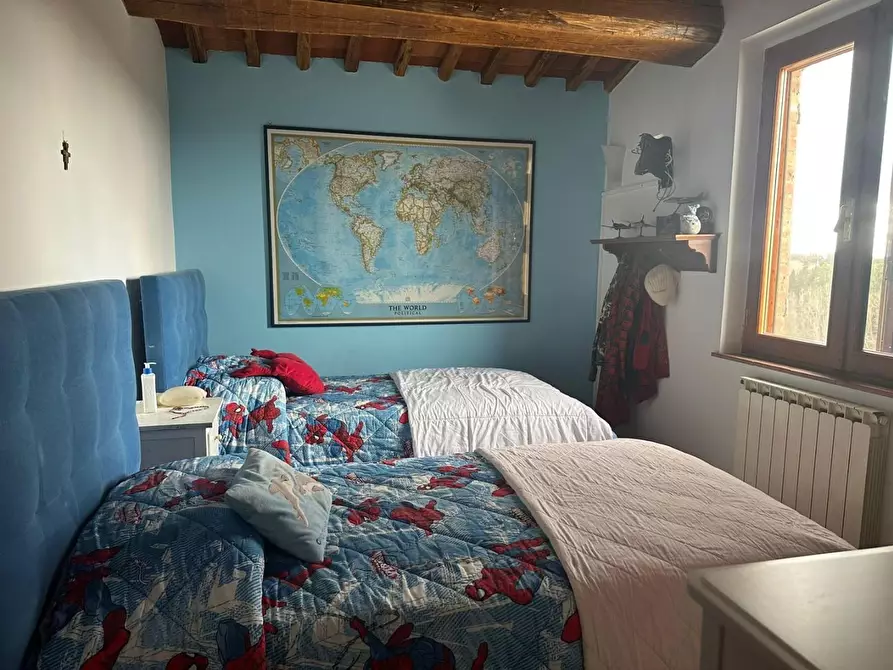 Immagine 19 di Villa in vendita  a Siena