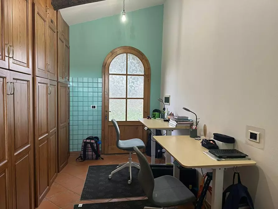 Immagine 24 di Villa in vendita  a Siena