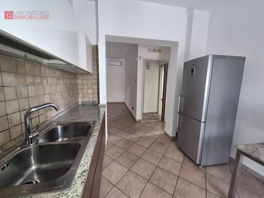 Immagine 5 di Appartamento in affitto  a Lecce