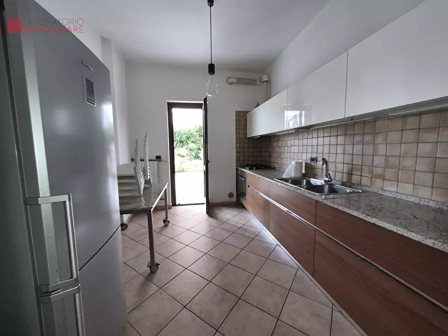 Immagine 4 di Appartamento in affitto  a Lecce