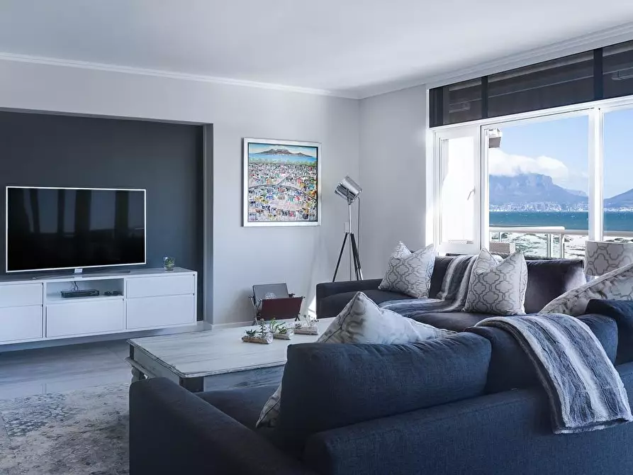 Immagine 15 di Appartamento in vendita  a Viareggio