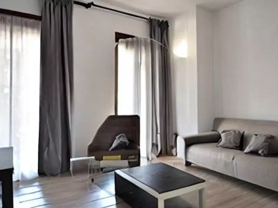 Immagine 5 di Appartamento in vendita  a Viareggio