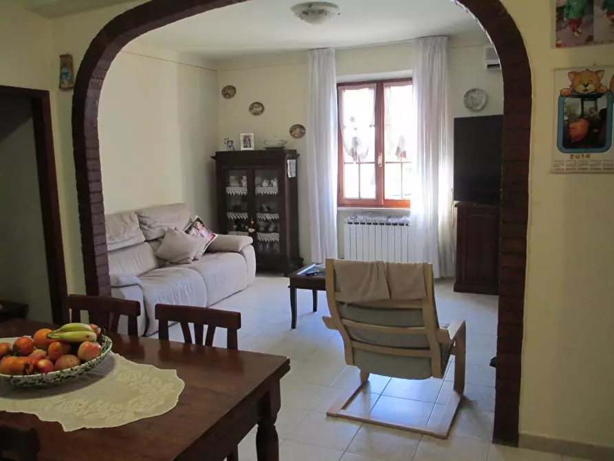 Immagine 3 di Appartamento in vendita  a Cascina