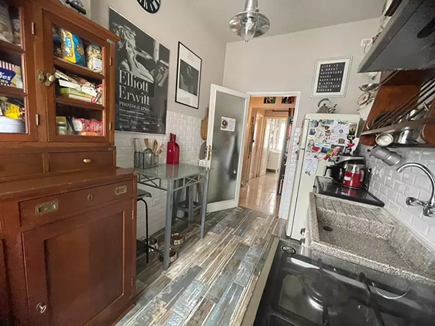 Immagine 28 di Appartamento in vendita  a Pontedera