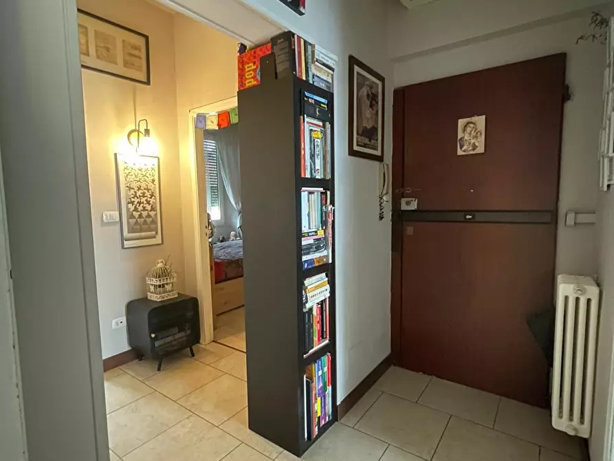 Immagine 19 di Appartamento in vendita  a Pontedera