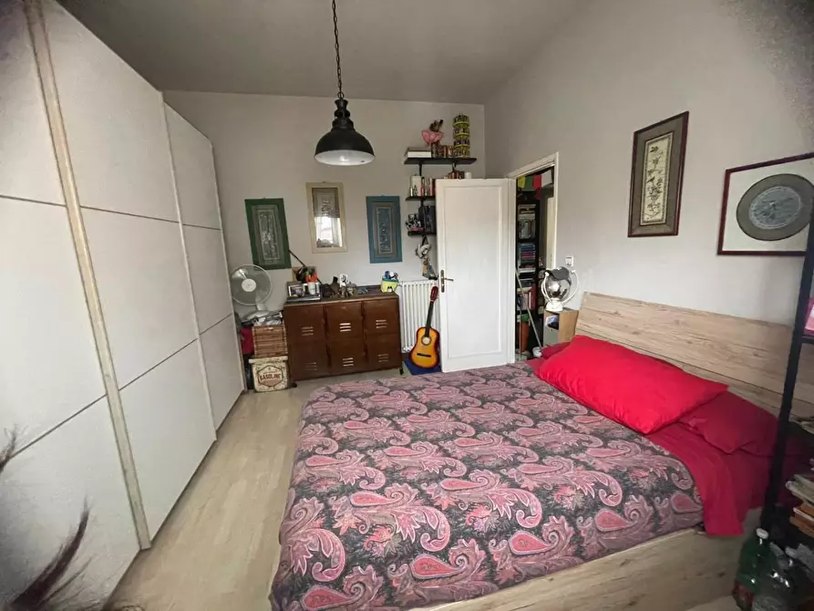 Immagine 11 di Appartamento in vendita  a Pontedera