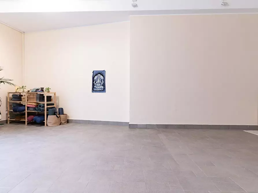 Immagine 8 di Locale commerciale in vendita  a Fucecchio