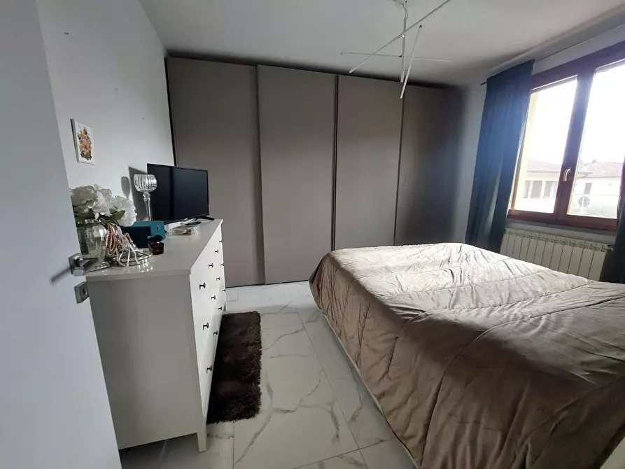 Immagine 10 di Appartamento in vendita  a Terricciola