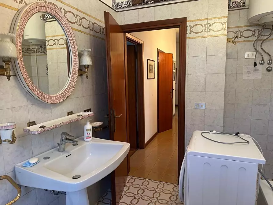 Immagine 20 di Appartamento in vendita  a Empoli