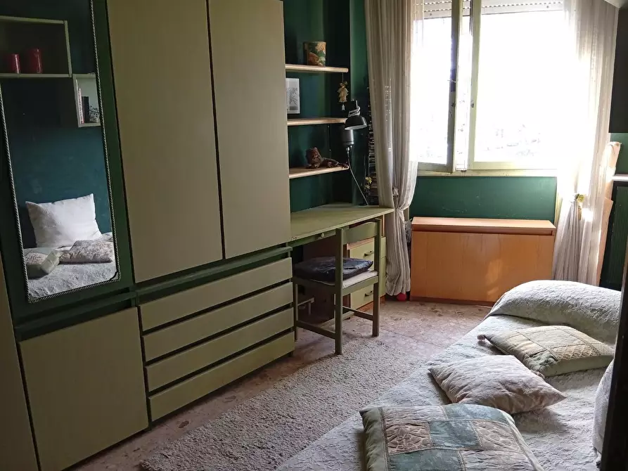 Immagine 12 di Appartamento in vendita  a Pisa