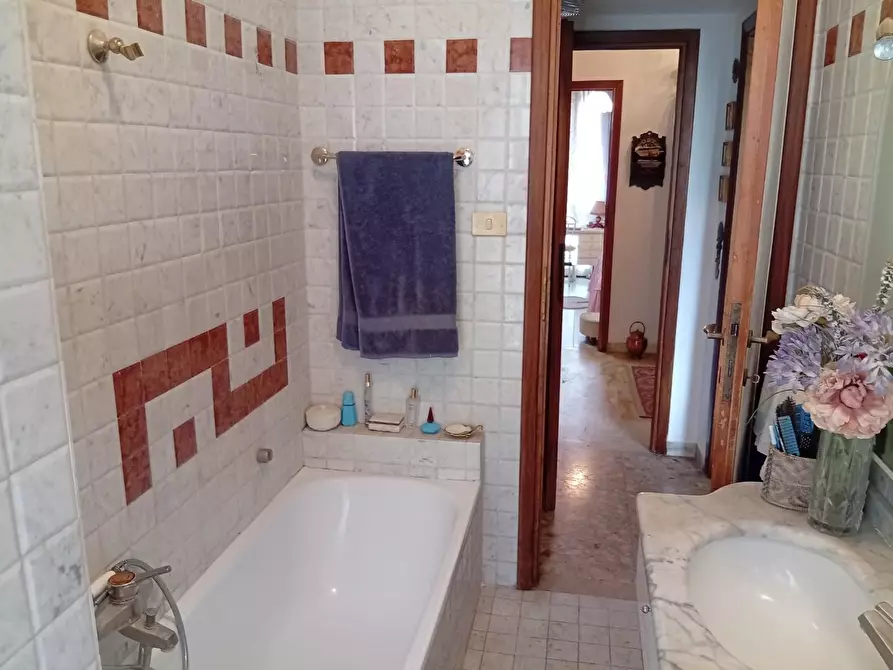 Immagine 15 di Appartamento in vendita  a Pisa