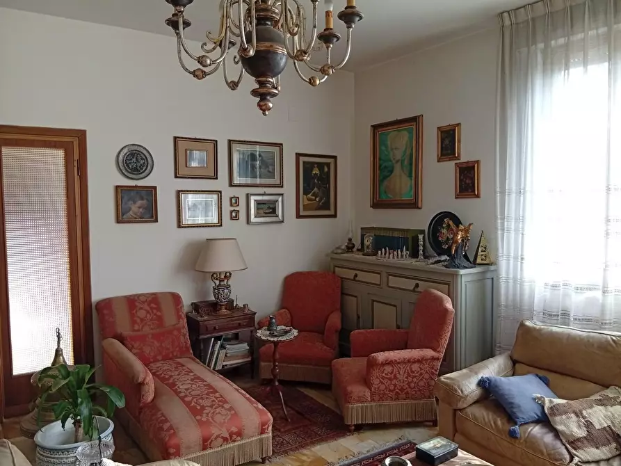 Immagine 8 di Appartamento in vendita  a Pisa