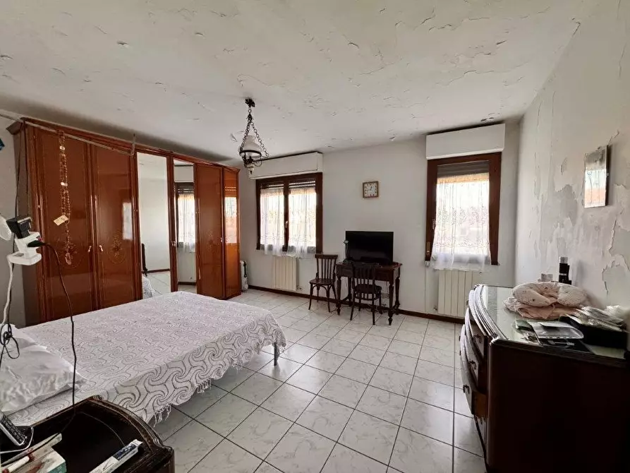 Immagine 25 di Appartamento in vendita  a Santa Maria A Monte