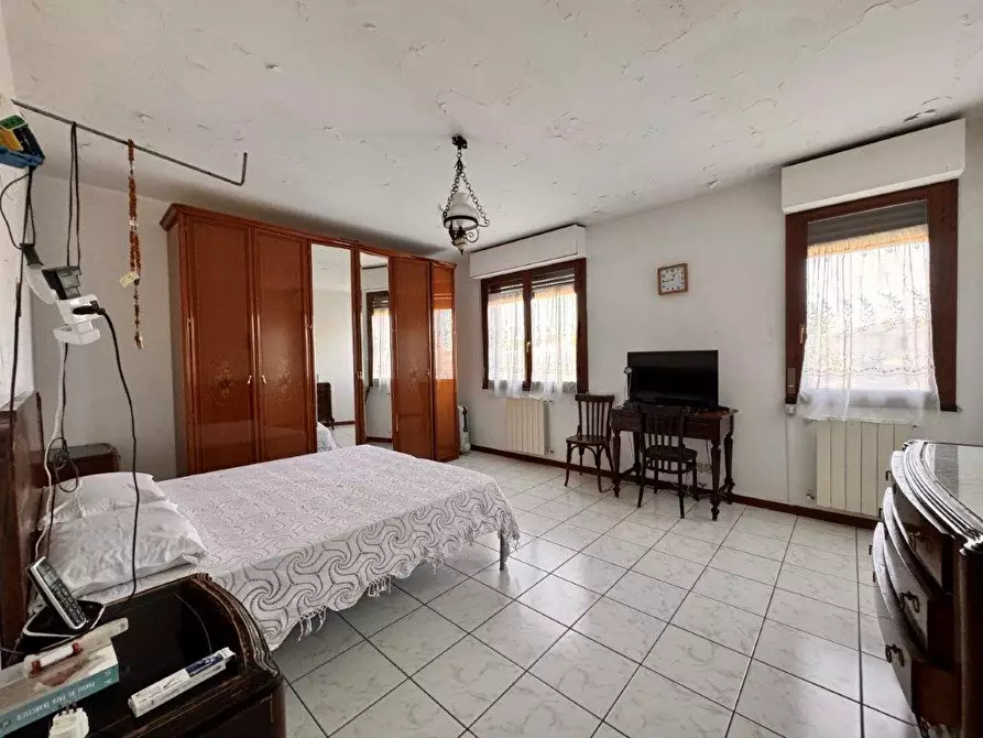 Immagine 26 di Appartamento in vendita  a Santa Maria A Monte