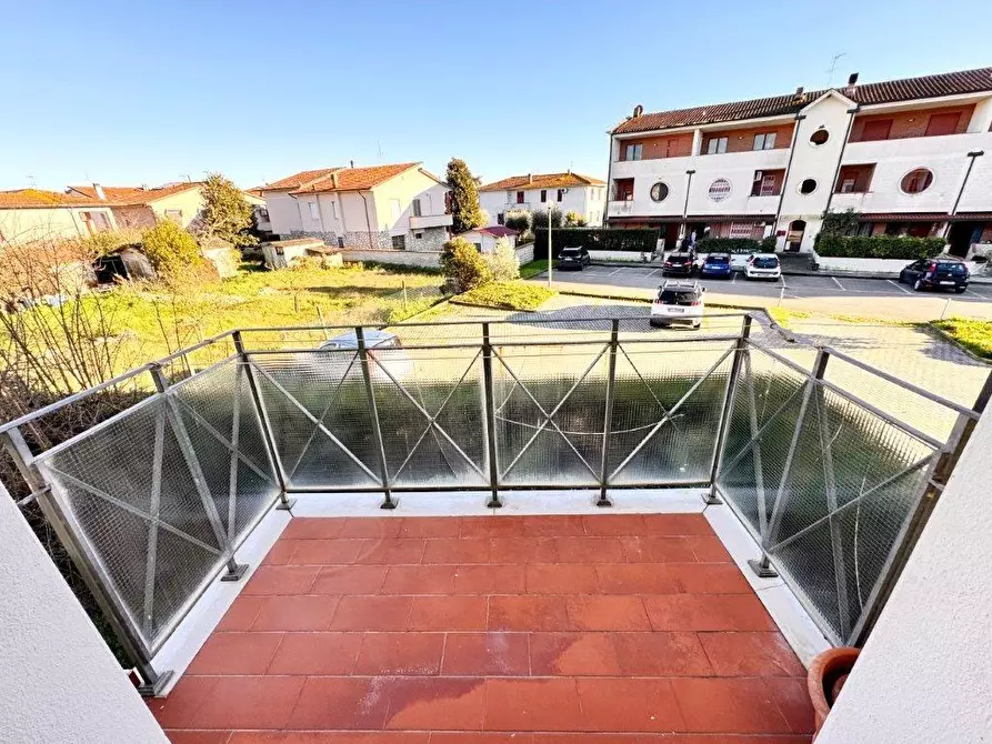 Immagine 31 di Appartamento in vendita  a Santa Maria A Monte