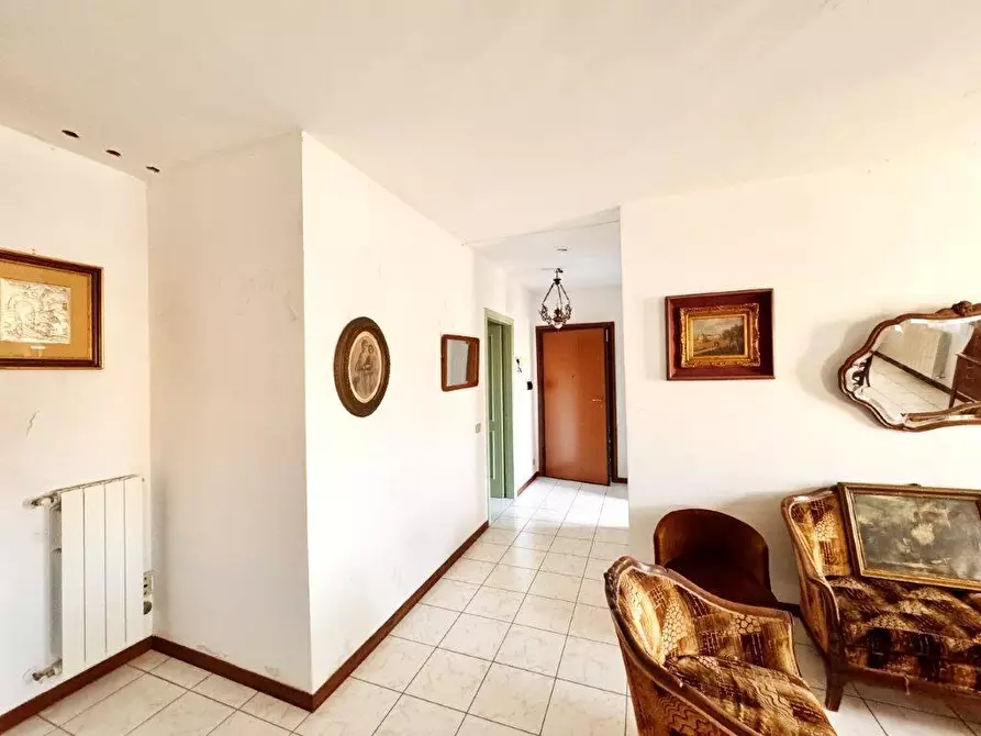 Immagine 7 di Appartamento in vendita  a Santa Maria A Monte