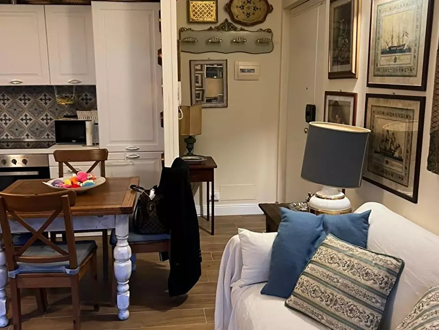 Immagine 34 di Appartamento in vendita  a Carrara