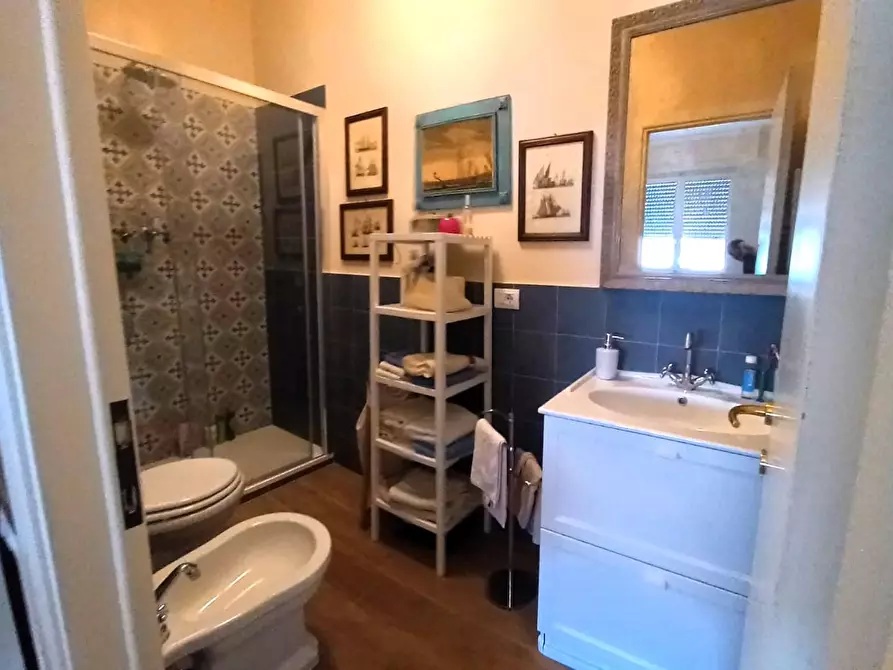 Immagine 94 di Appartamento in vendita  a Carrara