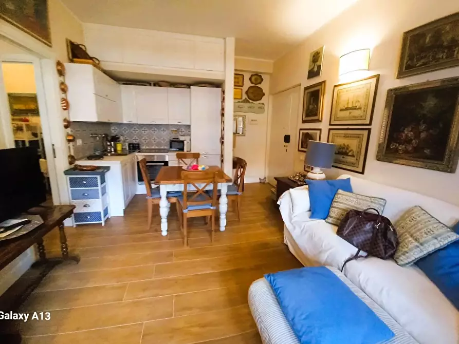 Immagine 37 di Appartamento in vendita  a Carrara