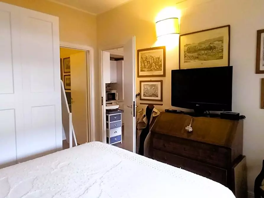 Immagine 80 di Appartamento in vendita  a Carrara