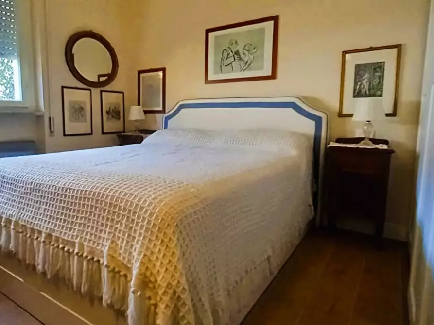 Immagine 81 di Appartamento in vendita  a Carrara