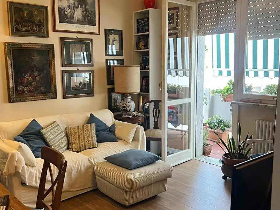 Immagine 8 di Appartamento in vendita  a Carrara