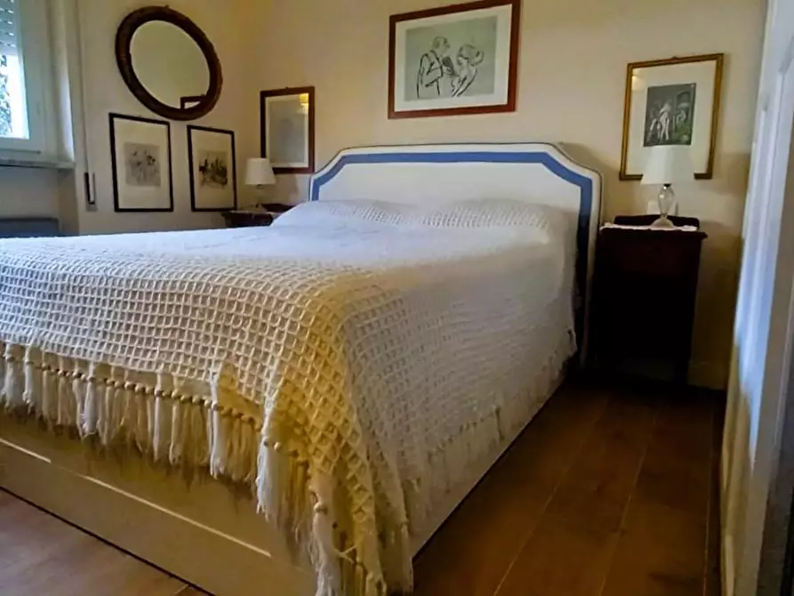 Immagine 79 di Appartamento in vendita  a Carrara