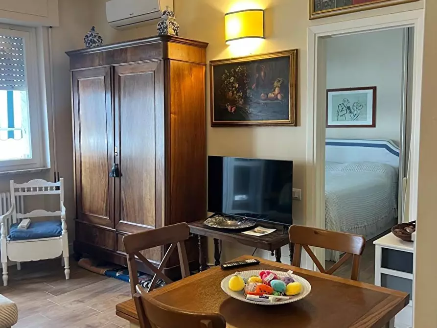 Immagine 75 di Appartamento in vendita  a Carrara