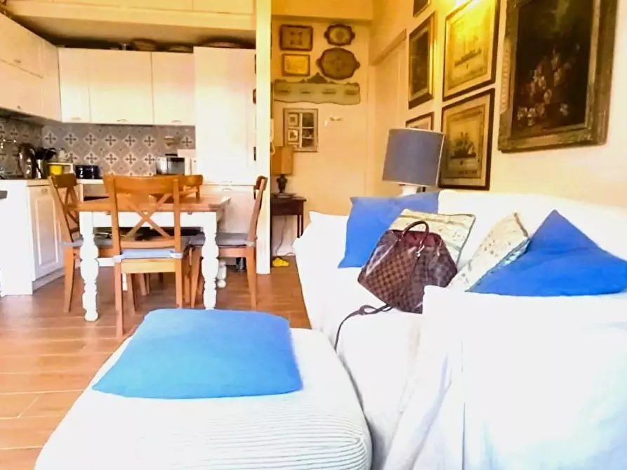 Immagine 65 di Appartamento in vendita  a Carrara