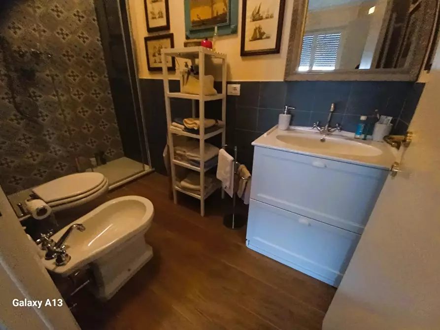 Immagine 96 di Appartamento in vendita  a Carrara