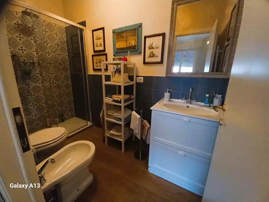 Immagine 95 di Appartamento in vendita  a Carrara