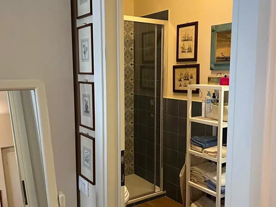 Immagine 14 di Appartamento in vendita  a Carrara