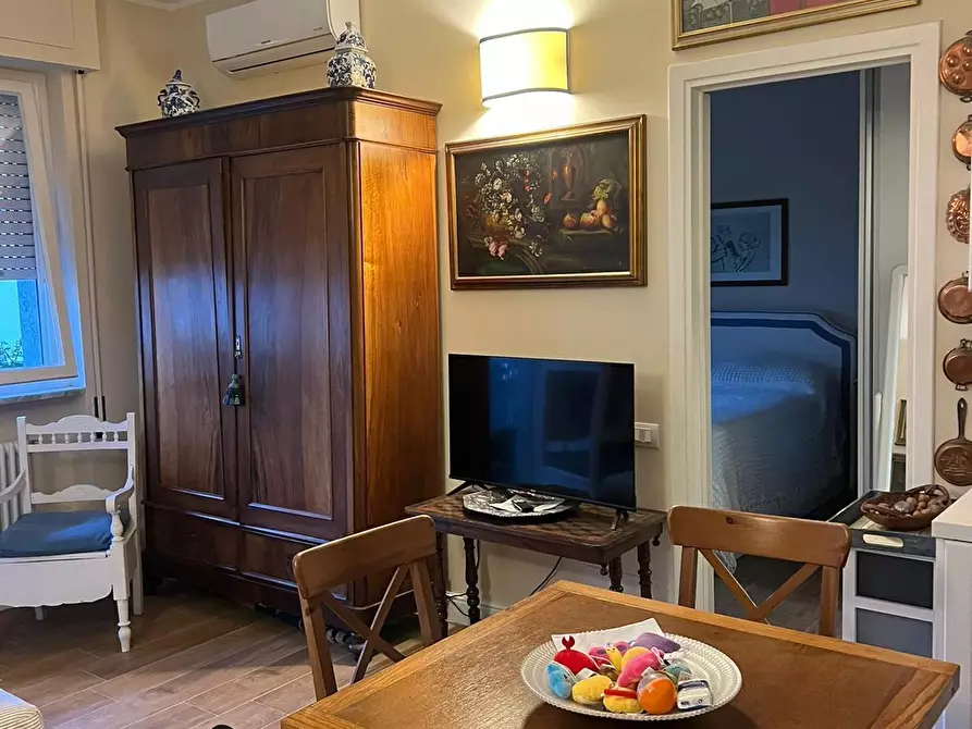 Immagine 70 di Appartamento in vendita  a Carrara