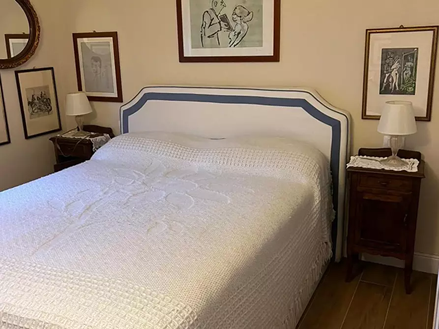 Immagine 40 di Appartamento in vendita  a Carrara