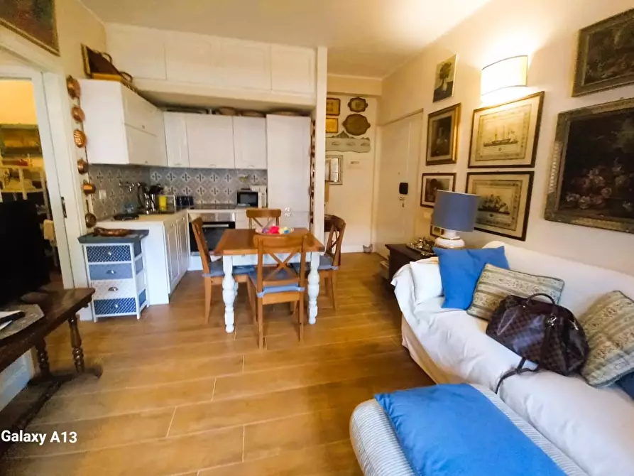 Immagine 48 di Appartamento in vendita  a Carrara