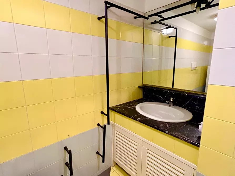 Immagine 35 di Appartamento in vendita  a Pisa