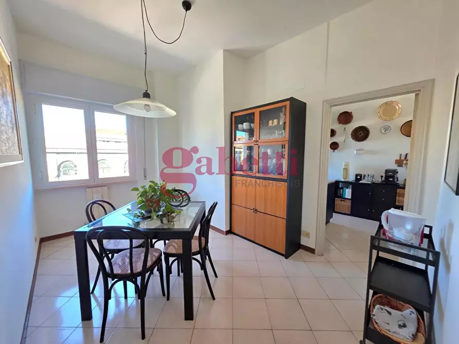 Immagine 13 di Mansarda in vendita  a Pisa